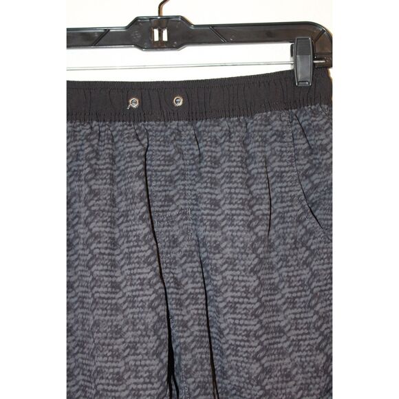 Vuori men's kore shorts gray and black size small no drawstring - Picture 5 of 7